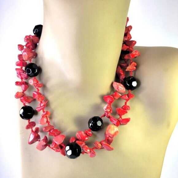 Coral Red and Black Chips and Bead Long Necklace - Picture 2 of 9
